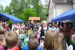 Frau Friedrich, unsere Chorleiterin